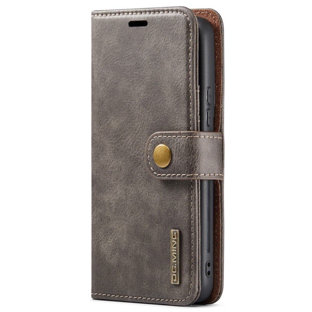 Samsung Galaxy S22 Magnet Wallet Brown