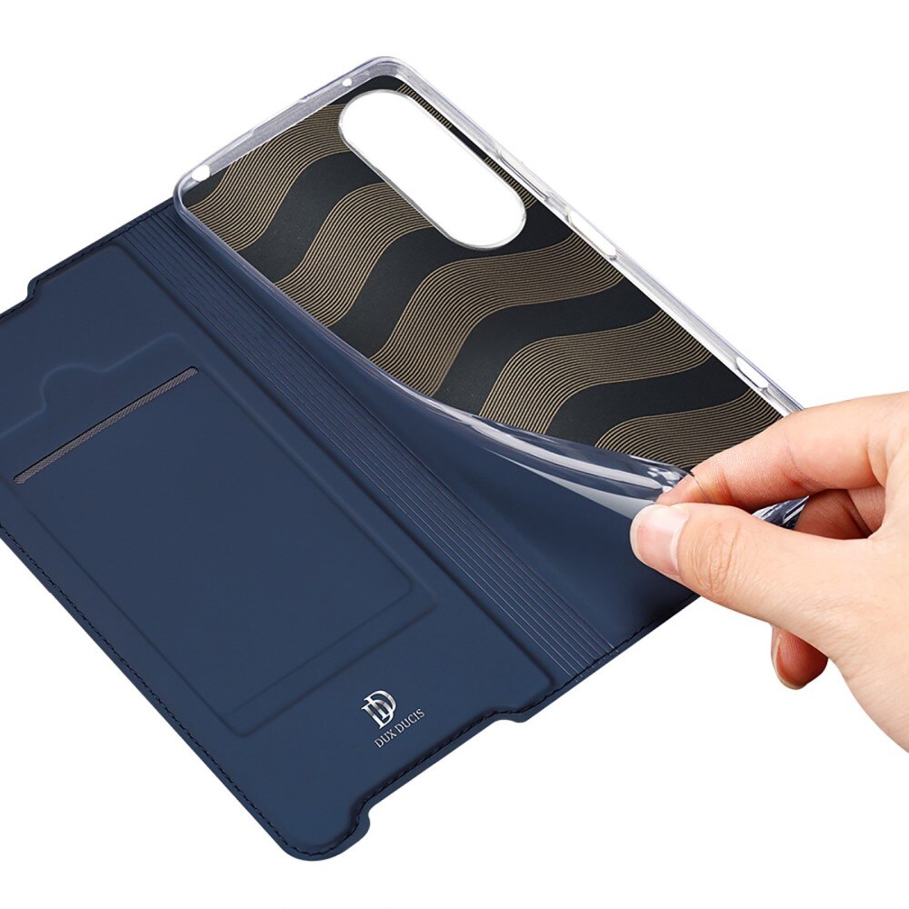 Sony Xperia 1 IV Skin Pro Series Blue