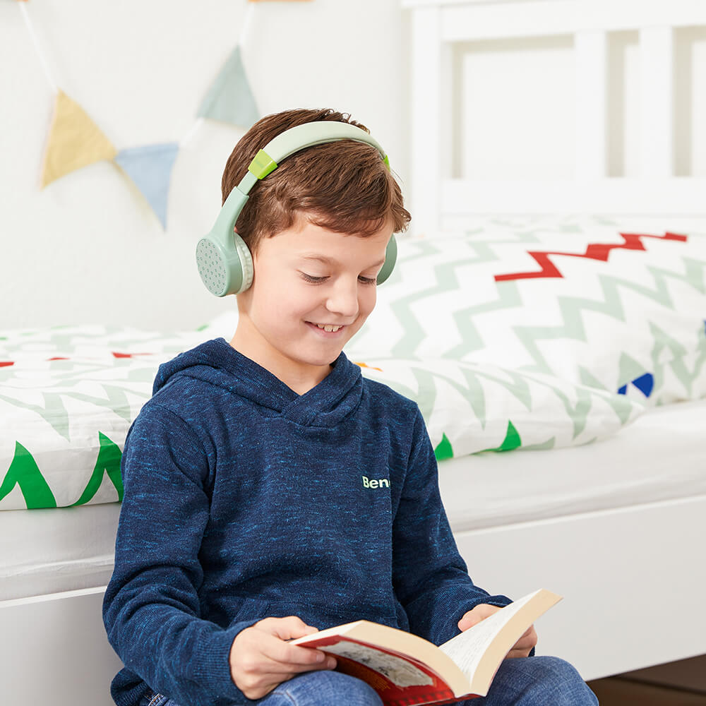 Teens Guard On-Ear Wireless Kids Headphones Green
