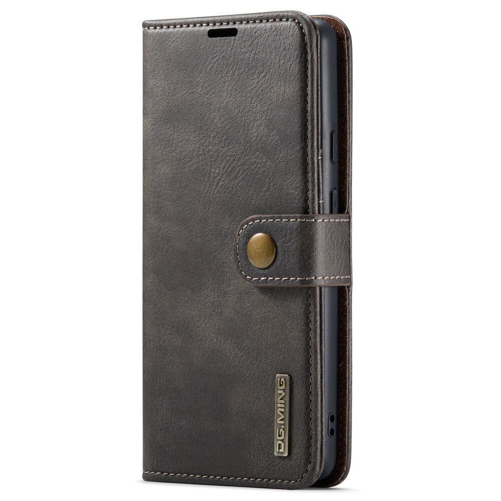 Google Pixel 6a Magnet Wallet Brown