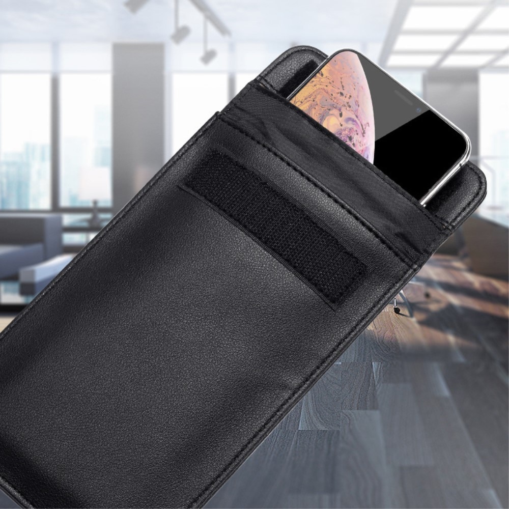 Universal Mobile Pouch with Signal Blocking Black