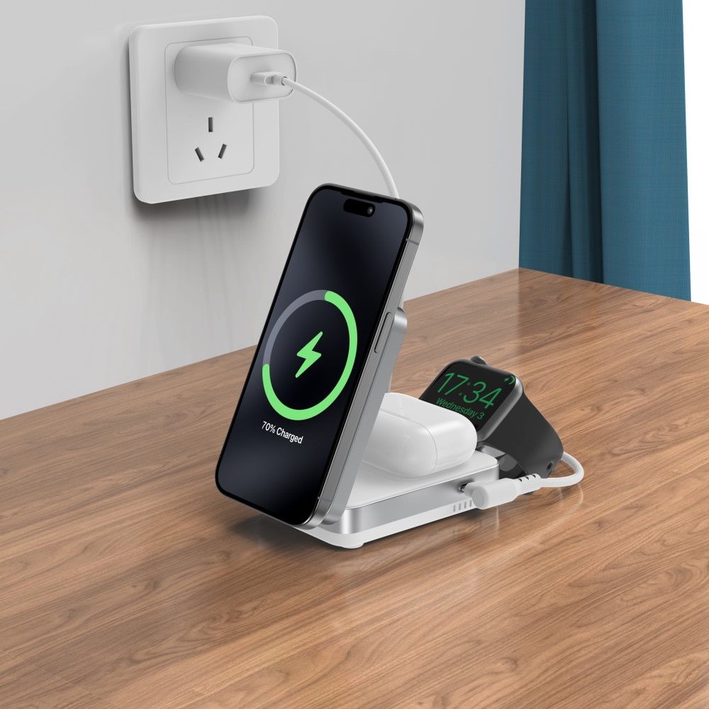Compact 3-in-1 Qi2 Wireless Magnetic Foldable Charging Station White