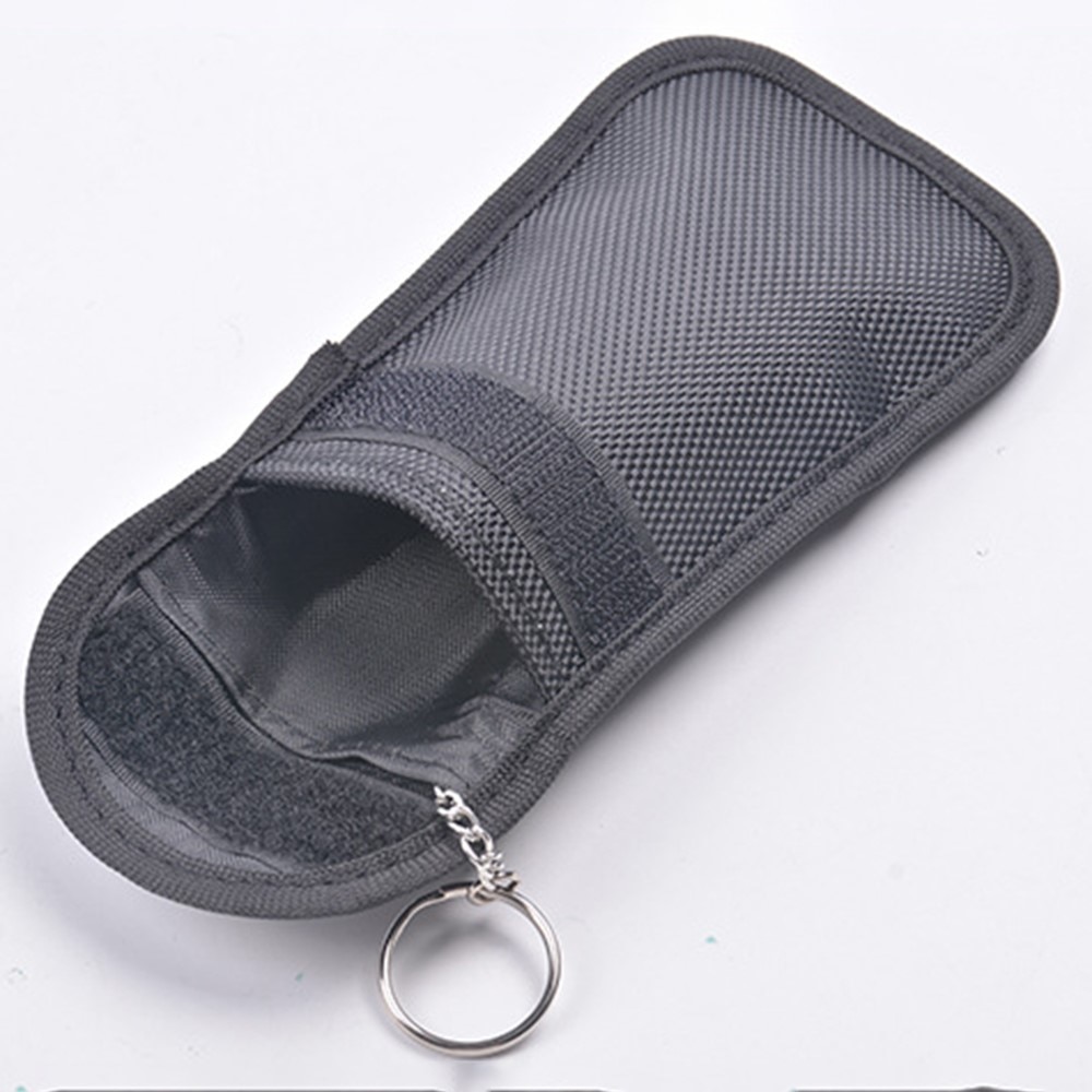 Car Key Case w. RFID protection & Belt holder Carbon Fiber