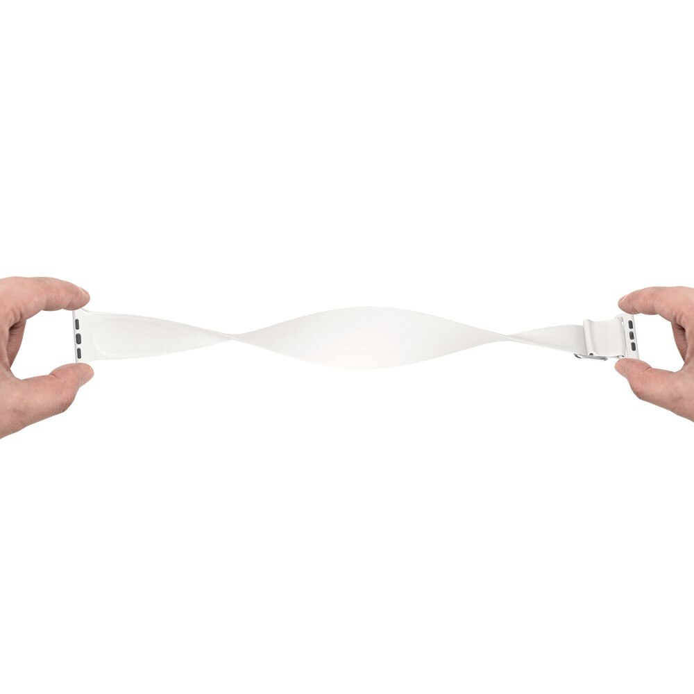 Apple Watch 45mm Series 8 Silicone Stretch Band White