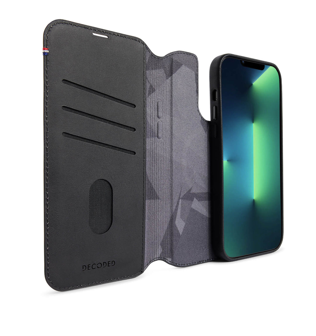iPhone 14 Pro Detachable Wallet Leather Black
