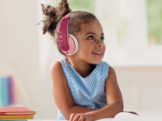 Tinyphones On-Ear Wireless Kids Headphones Pink